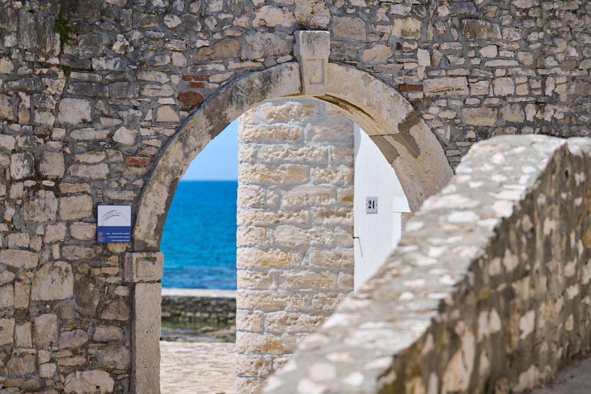 Apartment Rivarela Blu - Newly Renovated And Top Location Near Sea Novigrad Istria Dış mekan fotoğraf